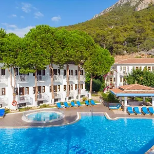 Hotel White
